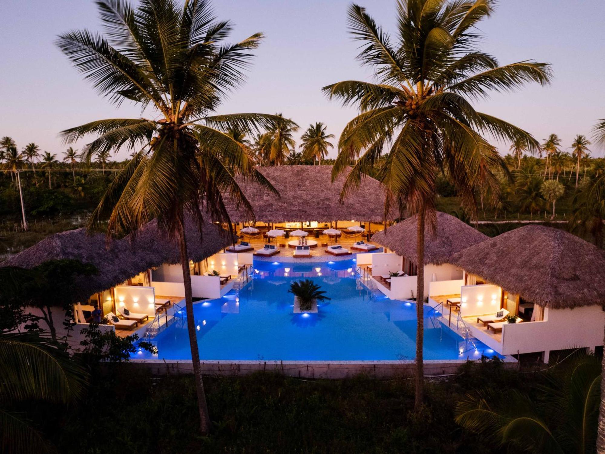 Mkni Hotel - Ikaika Makani Experience Prea Buitenkant foto